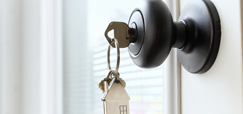 Bifold Door Knob Replacement in Interlaken, California